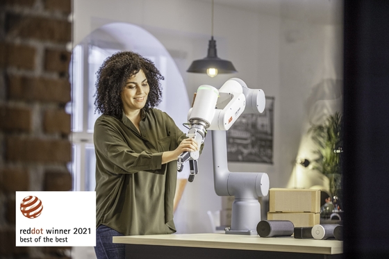 ABB flexível e novo GoFa CRB15000 Cobot com o prendedor do robô de Onrobot RG6