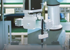 Robô de solda colaborador de UR para o alcance do braço de 850mm com o prendedor do robô de Robotiq