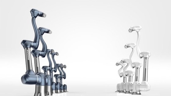 Braço do robô de Doosan Cobot A0912 com o prendedor do robô de Onrobot para o robô Palletizing e de conjunto