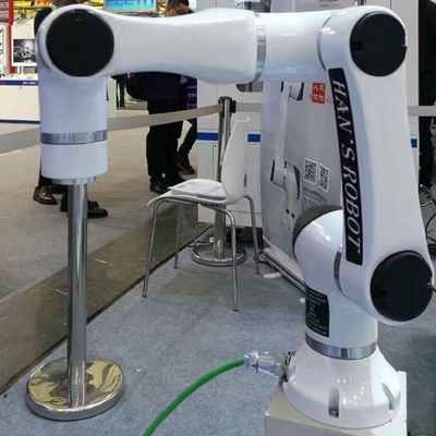 HAN'S E5 com carga útil de 5 kg como robô colaborativo com agarrador robótico CNGBS para carga e descarga