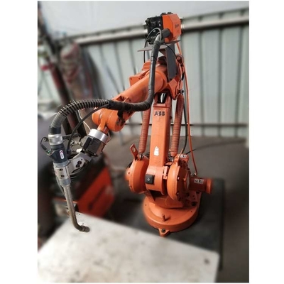 Braço robótico de 6 eixos ABB IRB 1410 com estação de limpeza de armas CNGBS para automação de robôs de solda