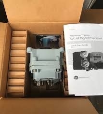 Valva de controlo com Masoneilan SVI II AP Advanced Performance Digital Valve Positioner e Fisher 67CFR Regulador de filtro