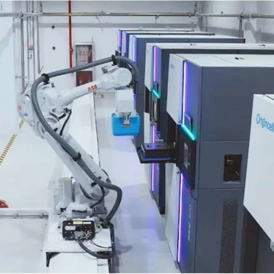 Arma robótica de 6 eixos ABB IRB 4600-40/2.55 com agarrador robótico CNGBS para manipulação de robô