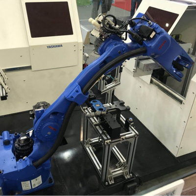 Braço robótico de 6 eixos Yaskawa GP12 com vedação de segurança CNGBS para manuseio automatizado como robô universal