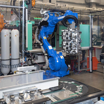 Máquina de paletes YASKAWA GP50 com embalagem de revestimento CNGBS para uso mais longo Estação de trabalho como robô industrial