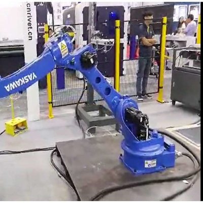 Braço Robótico Universal de 6 eixos Yaskawa GP110 com CNGBS Robot Gripper para Robot de Manuseio de Paletes