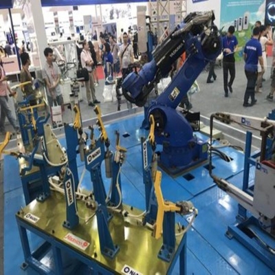 Braço Robótico Yaskawa 6 Eixo GP180 Com CNGBS Adaptado Robot Gripper Para Palet Handling Robot