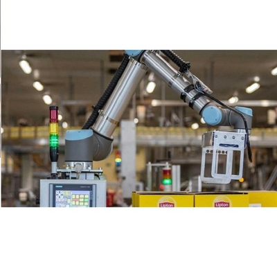 Braço Robótico Colaborativo UR 10e Of 6 Aixs Cobot com carga útil de 10 kg com cobertura robótica para solda