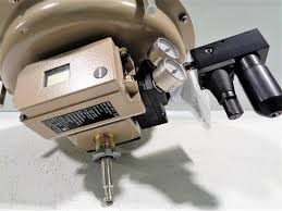 Samson 3730-3 Electro Pneumatic Positioner ((HART) Wi/3277 Pneumatic Diaphragm Actuator Assembly com válvula de controle chinesa
