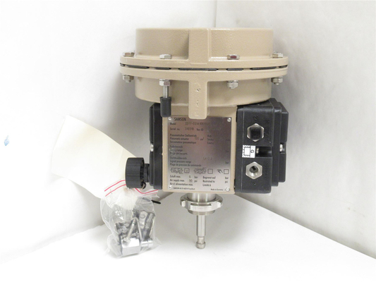 Samson 3730-3 Electro Pneumatic Positioner ((HART) Wi/3277 Pneumatic Diaphragm Actuator Assembly com válvula de controle chinesa