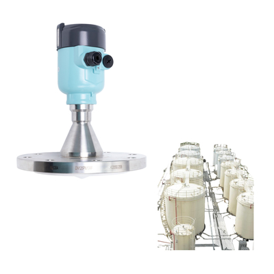 Instrumento de medição do nível do líquido no reservatório de armazenamento de óleo equipado com um transmissor de nível de radar FEEJOY RRF5 de 80 GHz