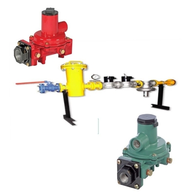 Deslizamento de comutação de válvula equipado com reguladores Fisher R série R222H/R222 e manômetro WIKA