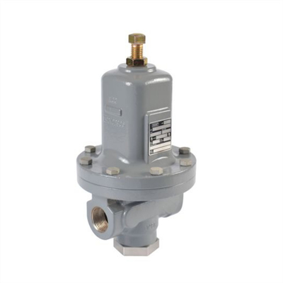 Deslizamento de válvula de gás natural equipado com regulador de pressão da série Emerson Fisher MR95/MR95L/MR95H e manômetro WIKA