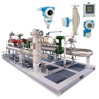 Bule e White Endress Hauser Fluxímetro com precisão e robustez de ponta, constituído por um transmissor e um sensor para a indústria