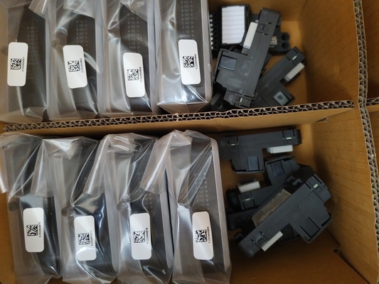 Novo Controlador Emerson Delta V Original VE4001S2T2B1 Sistema de Controle Distribuído Hardware de Estação de Trabalho e Servidor para Usina