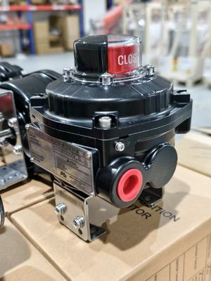 Válvula de controlo de três vias com comunicação HART 20-100 Psi