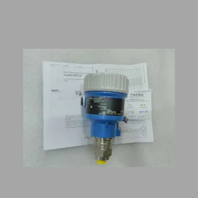 Slide de válvula de gás natural equipado com um medidor de caudal Endress+Hauser Proline Prowirl R 200 e um transmissor de pressão Deltabar PMC51B.