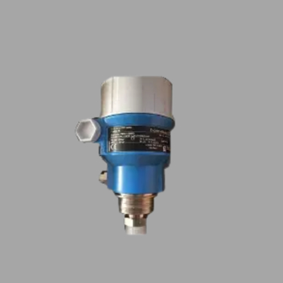 Slide de válvula de gás natural equipado com um medidor de caudal Endress+Hauser Proline Prowirl R 200 e um transmissor de pressão Deltabar PMC51B.