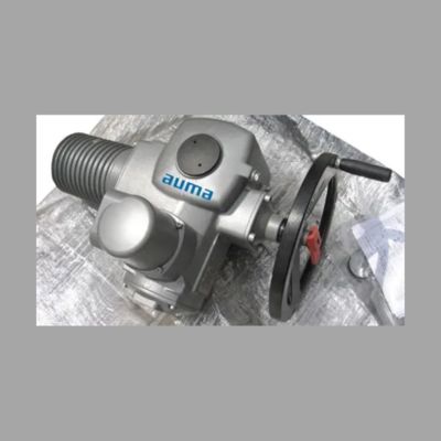 Válvula de esfera motorizada com caixa de engrenagens de rotação parcial AUMA GS e atuador elétrico universal modular multi-voltas SA.