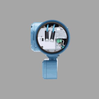 Skid de válvula de gás natural equipado com um medidor de vazão Coriolis Micro Motion F100A e um transmissor 5700 instalado em campo.