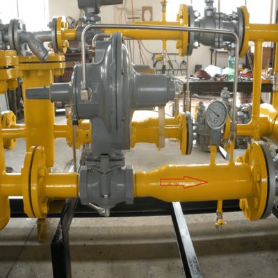 Válvula de Controle de Pressão para Caldeiras Industriais a Gás Natural Fisher Série 299H Reguladores de Redução de Pressão Operados por Piloto com Flange