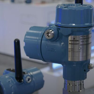 Emerson Wireless HART Transmissor de nível de radar sem contato Rosemount 3408 Medições de nível do monitor