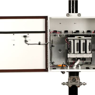 Compacto e preciso gerenciador de fluxo de monitoramento Emerson FloBoss 107 Multi-Run Flow Computer para aplicações de petróleo e gás