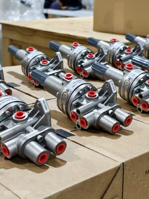 Relé Pneumático Fisher 377 Controlador Digital de Válvulas FisherDVC6200 Solução de Controle de Válvulas Industriais para Petroquímica, Energia e Automação de Processos