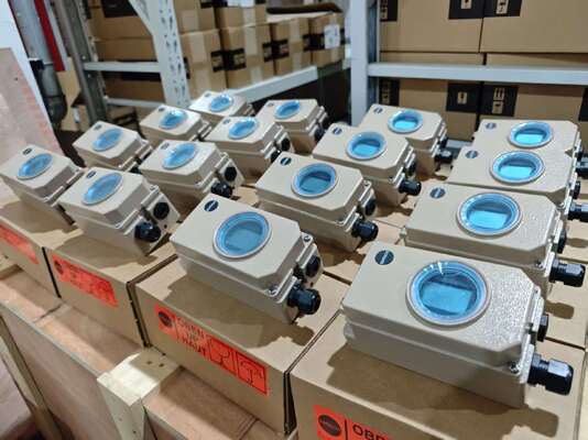 Samson Pneumatic Smart Positioner 3730-31001 com a válvula de válvula de borboleta e de solenoide de Asco
