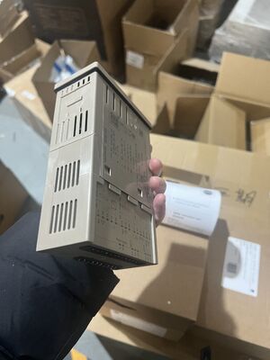 Unidade de controlo de processo Samson Samson Controller 6493 Controlador compacto para montagem de painéis