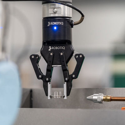 As peças sobresselentes robóticos do braço do robô da mão-e do prendedor de ROBOTIQ combinam com o robô colaborador de UR