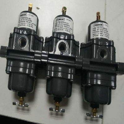 válvula 67C, 67CR, 67CF e 67CFR de reguladores de pressão de Fisher com materiais de aço inoxidável para a válvula da maneira