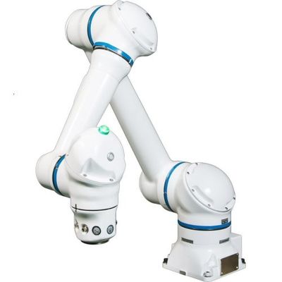 Linha central colaboradora HC10XP do robô 6 para o braço imediato do robô do CNC da expedição