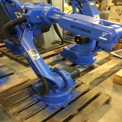 Braço do robô industrial da linha central de Motoman GP7 6 usado Palletizing o robô