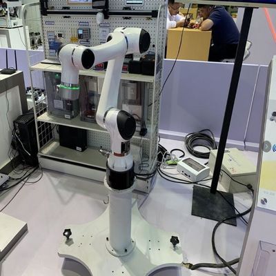 Robô de pulverização E10 élfico que segura o robô com linha central colaboradora do braço 6 do robô