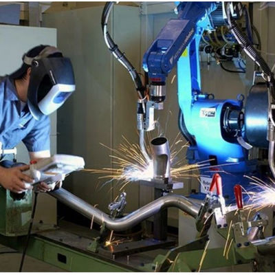 Manipulador da linha central do braço 6 do robô industrial de Motoman GP8 para empilhar o robô