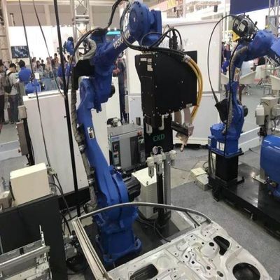 6 Axis Arm Robot Yaskawa AR1440 com posicionador de soldagem CNGBS para automação de robôs de soldagem Mig