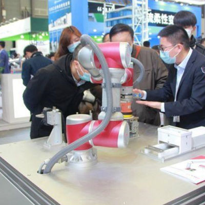 Robô colaborador da linha central JAKA Zu 5 Cobot China do braço 6 do robô do manipulador