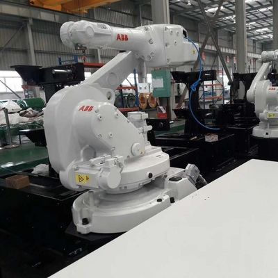 Padrão da máquina IRB1600-10/1.45 do CNC com os soldadores do ARCO usados como o manipulador do robô industrial de 6 linhas centrais
