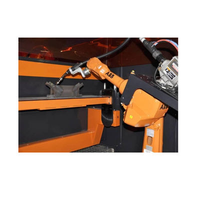 Padrão da máquina IRB1600-10/1.45 do CNC com os soldadores do ARCO usados como o manipulador do robô industrial de 6 linhas centrais
