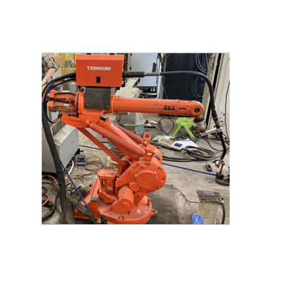 Estojo compacto do robô industrial IRB1410 com outros soldadores do ARCO usados como a máquina de soldadura do ARCO para o robô de soldadura
