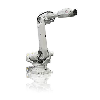 IRB6700-150/3.2 com o braço do robô do CNC para as peças do equipamento do transporte de materiais e o outro equipamento de solda