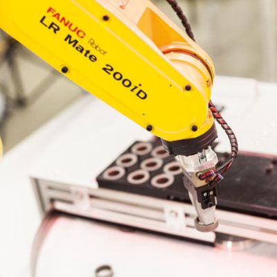 Companheiro pequeno 200iD da LR do braço do robô de 6 linhas centrais para pulverizar o braço robótico industrial