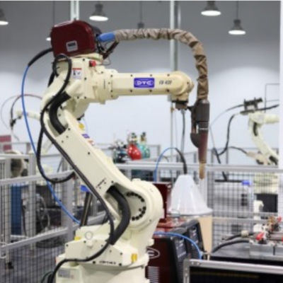 Automóvel de OTC FD-B6 da linha central do robô de soldadura 6 do MIG que solda a máquina de solda robótico