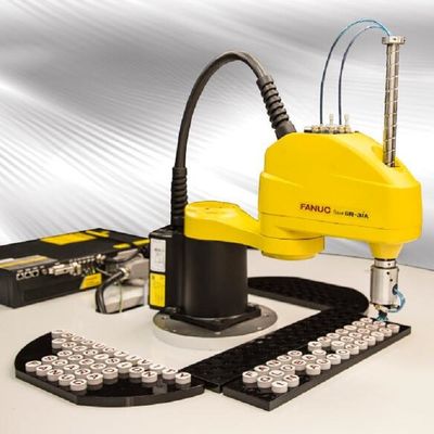 Mini Robot SR-3iA do manipulador industrial de 4 Aixs como o robô de Scara para o conjunto e o transporte de materiais de motor