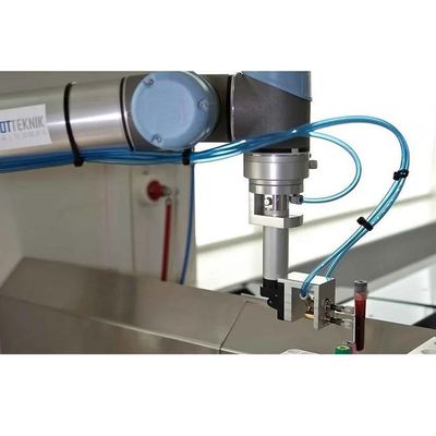 Robô universal UR 3e com 3KG o braço do robô industrial da linha central da carga útil 6 como Cobot para o conjunto de motor