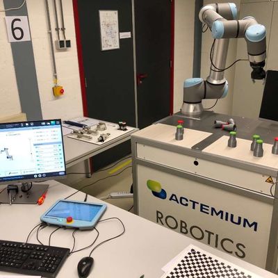 UR Robot UR10e 6 Eixo Braço Robótico Para Dança E Automatização Manipulação Como Robô Colaborativo