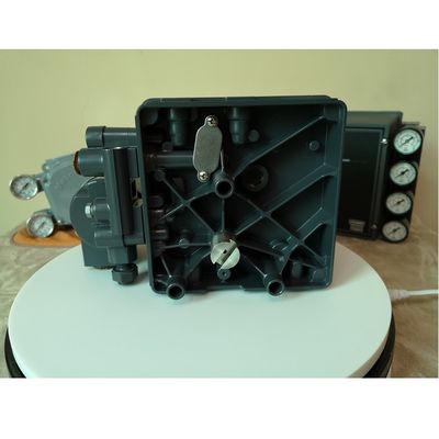 Positioner 3710 pneumático usado com os atuadores giratórios do diafragma e do pistão como as peças da válvula