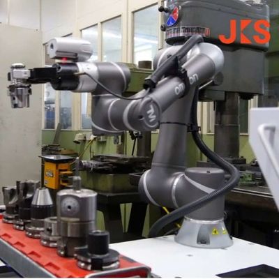 Linha central robótico colaboradora do braço OMRON TM12M Robot Arm 6 como o robô de Cobot