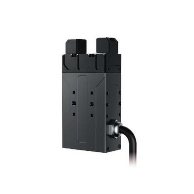 Robô colaborador com linha central robótico do braço 6 do prendedor PGE-5 como o prendedor do robô